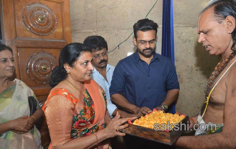 Sai Dharam Tej And Karunakaran Movie Opening7