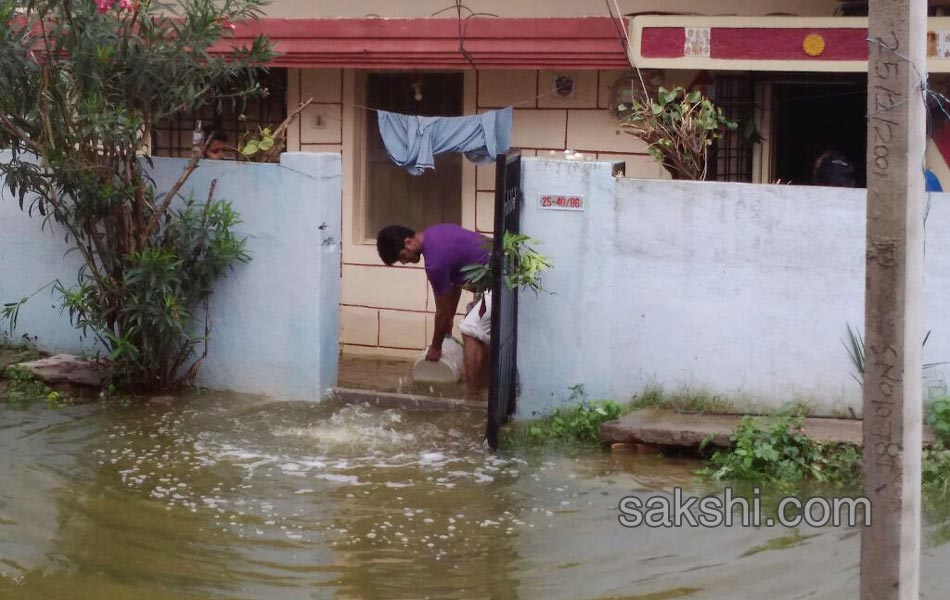 heavy rain hits hyderabad city - Sakshi14