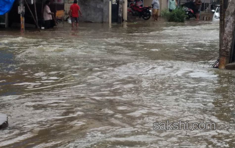 heavy rain hits hyderabad city - Sakshi23