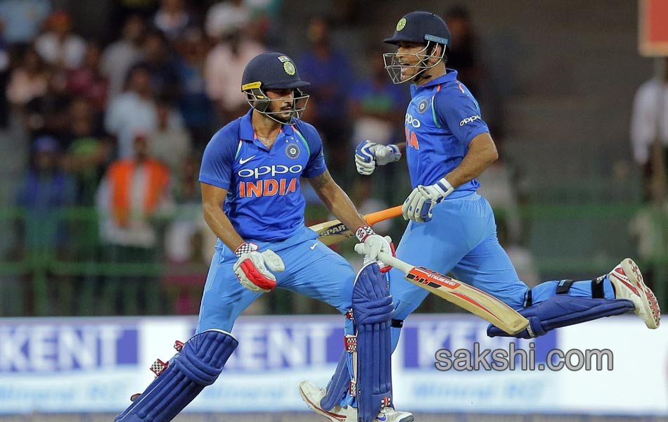 india won by 168 runs in fourth one day14