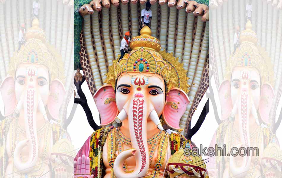 Khairatabad Ganesh Nimarjanam11