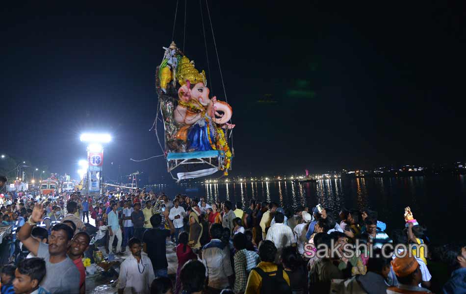 Ganesh immersion festivities in hyderabad27