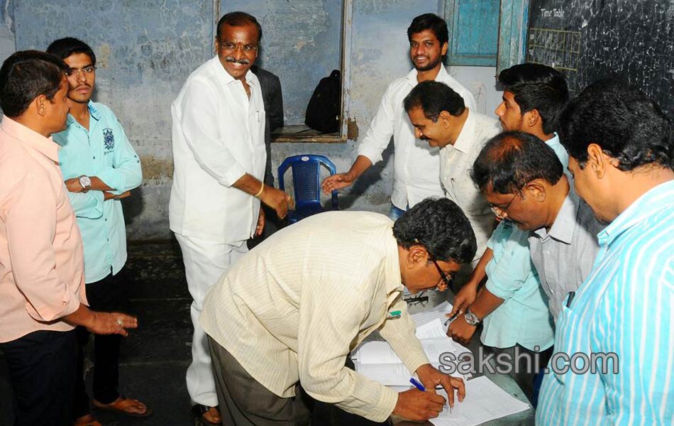 Nandyal by Election Photos - Sakshi5