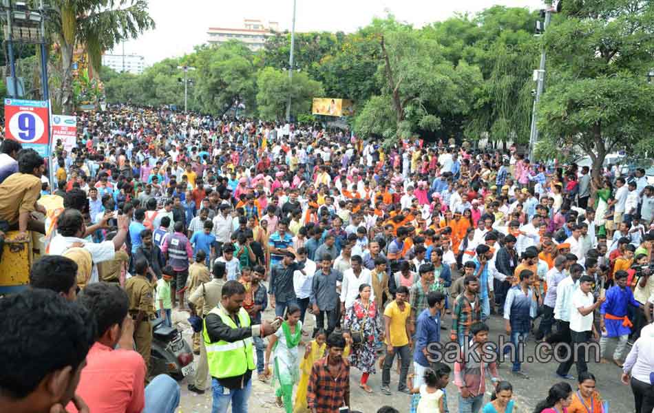 Khairatabad Ganesh Shobha Yatra Started4