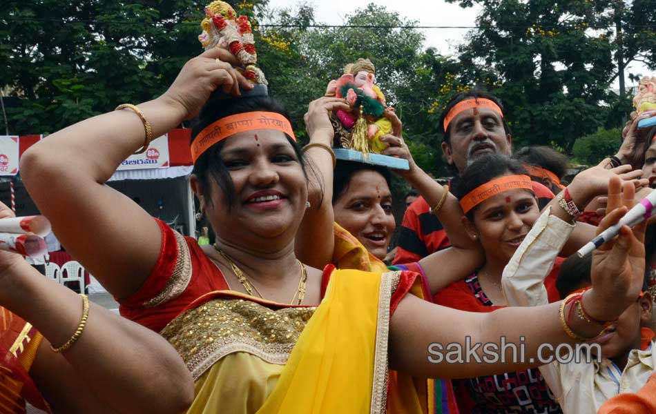 Ganesh immersion festivities in hyderabad6