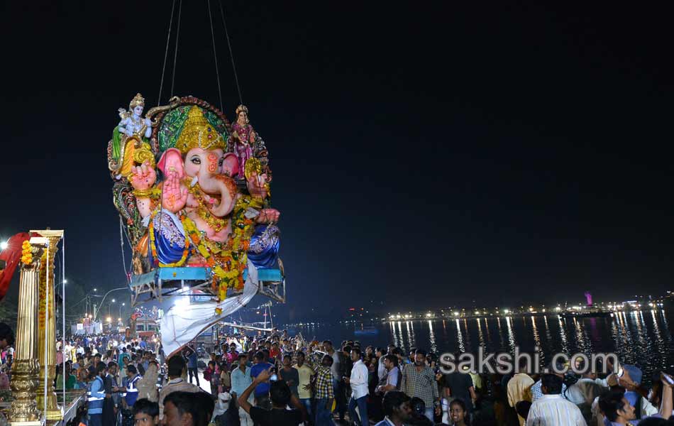 Ganesh immersion festivities in hyderabad28