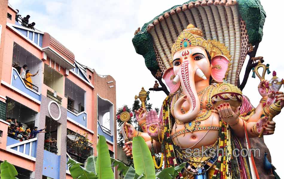 Khairatabad Ganesh Nimarjanam1