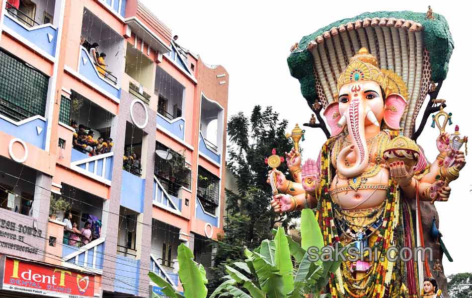 Khairatabad Ganesh Nimarjanam2