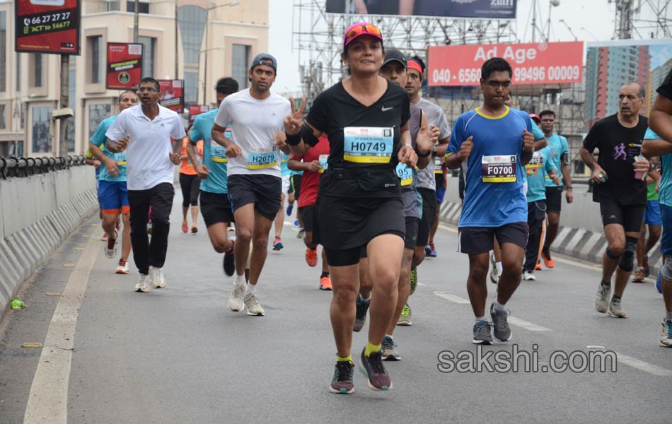 airtel hyderabad marathon run - Sakshi5