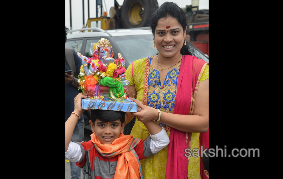 ganesh nimajjanam in hyderabad - Sakshi12