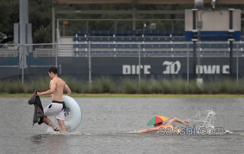 hurricane flood in texas11