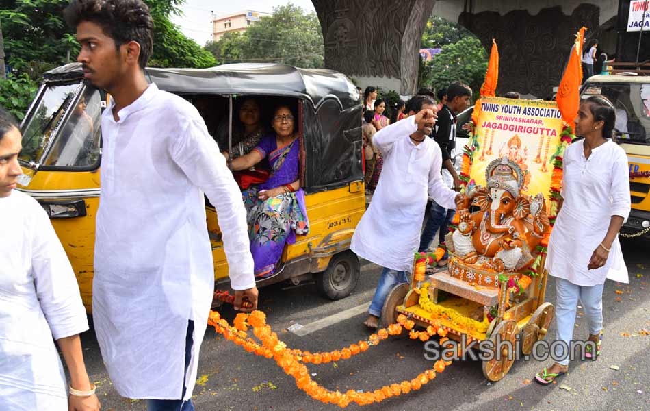 Ganesh immersion festivities in hyderabad12