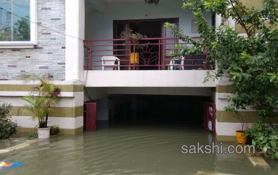 Heavy Rain Hits Hyderabad - Sakshi16