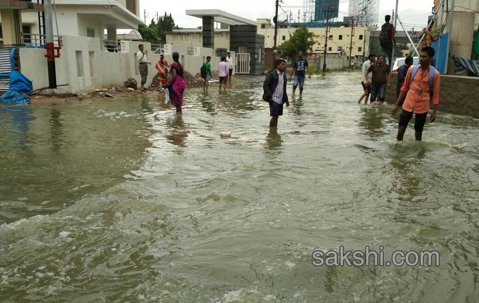 Heavy Rain Hits Hyderabad - Sakshi4