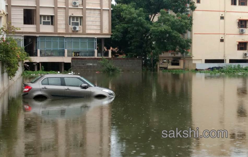 Heavy Rain Hits Hyderabad - Sakshi11