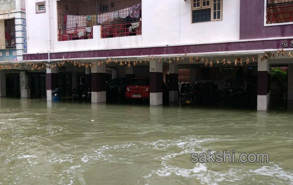 Heavy Rain Hits Hyderabad - Sakshi14