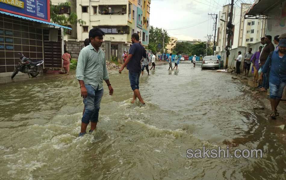 Heavy Rain Hits Hyderabad - Sakshi2