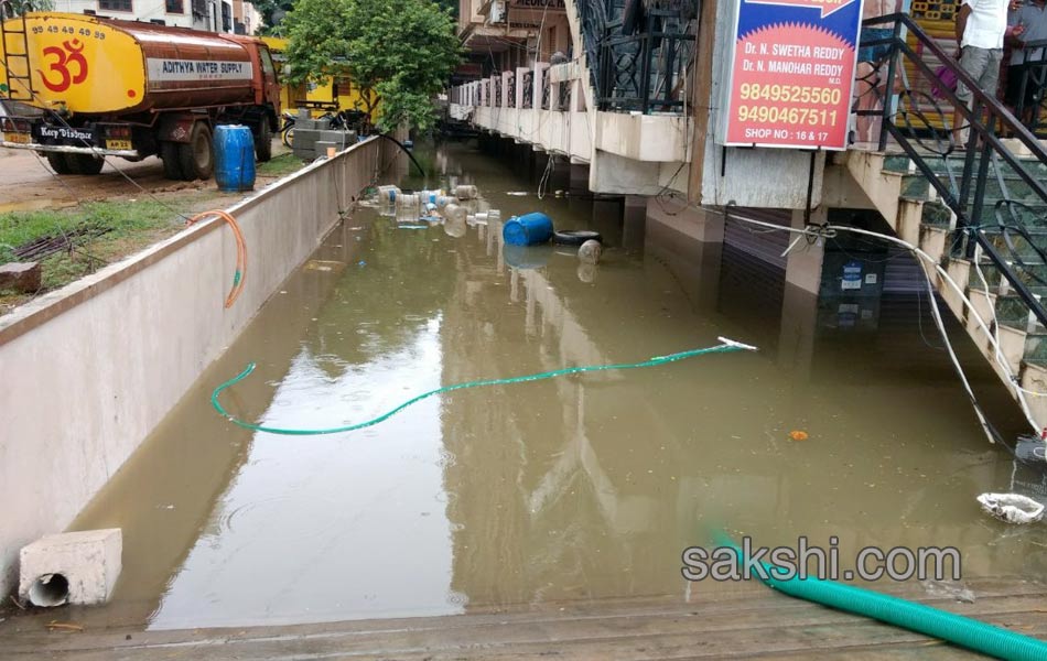 Heavy Rain Hits Hyderabad - Sakshi13