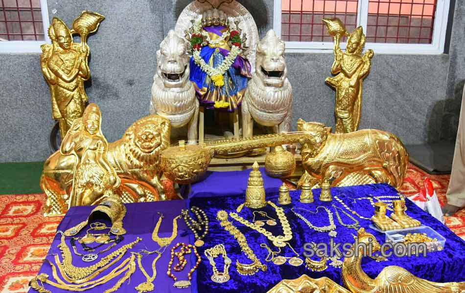 vijayawada kanakadurga gold jewellery11