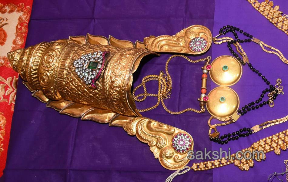 vijayawada kanakadurga gold jewellery1