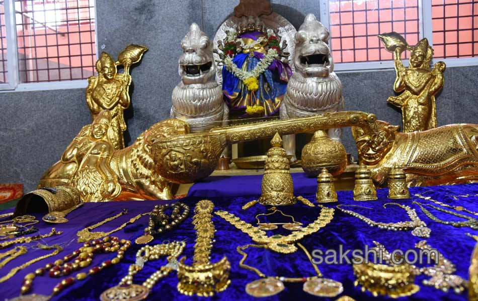 vijayawada kanakadurga gold jewellery9