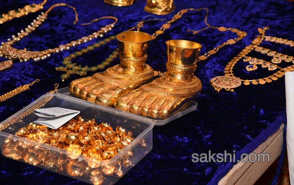 vijayawada kanakadurga gold jewellery6