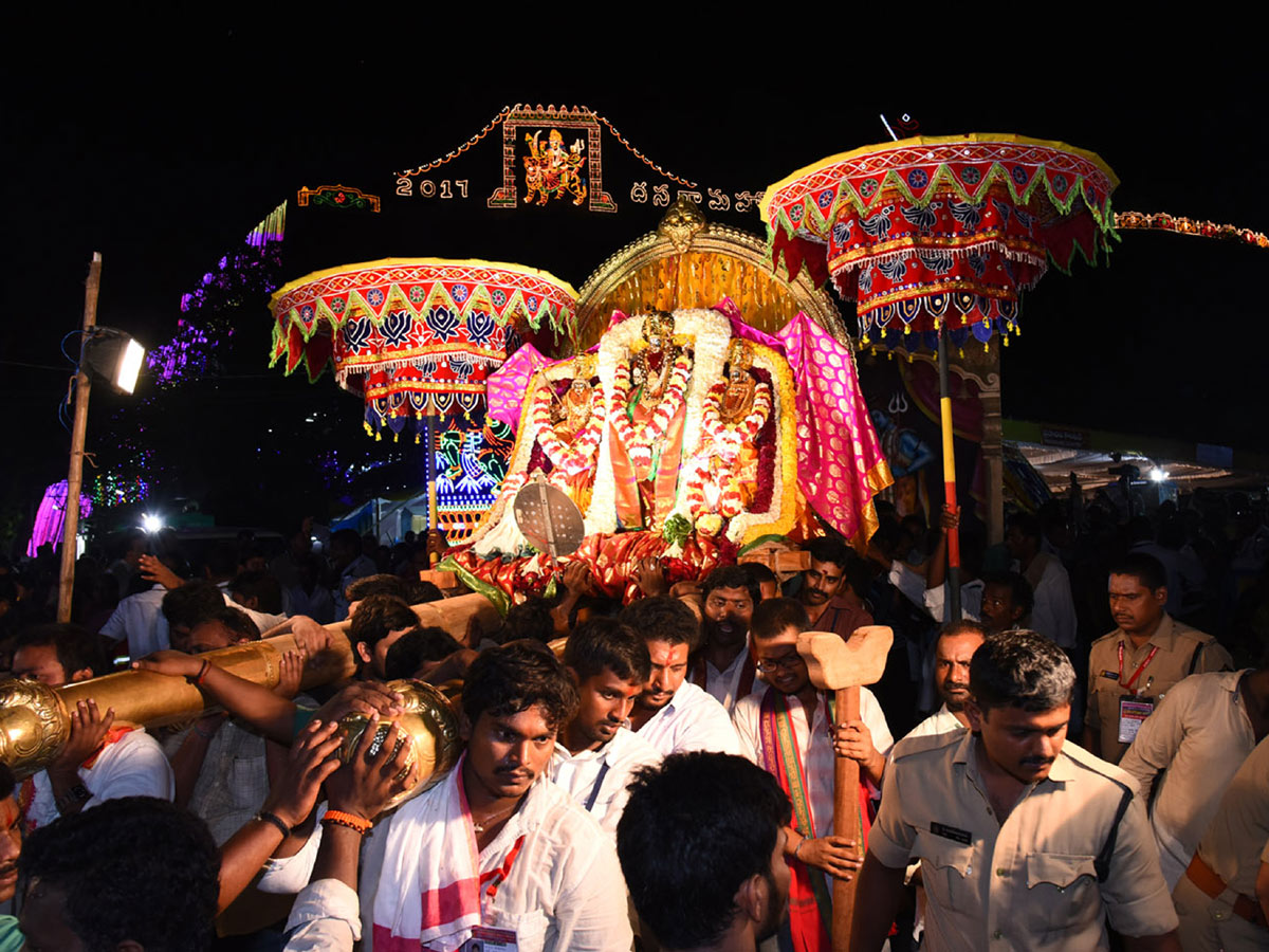 Navaratri festival begins at Kanaka Durga temple2