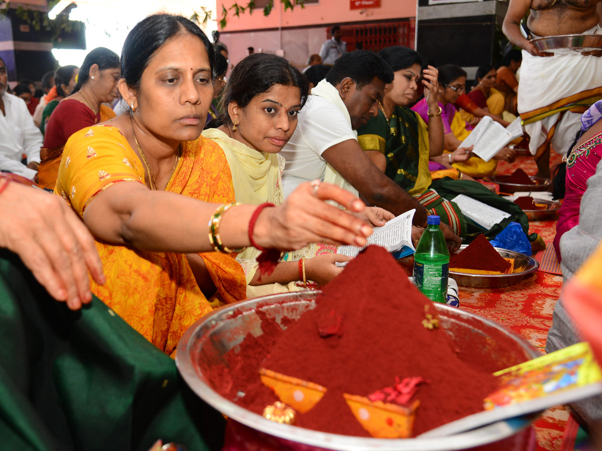 Navaratri festival begins at Kanaka Durga temple9