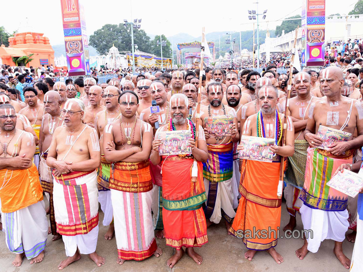 Tirumala Chinna Sesha Vahanam Second Day18