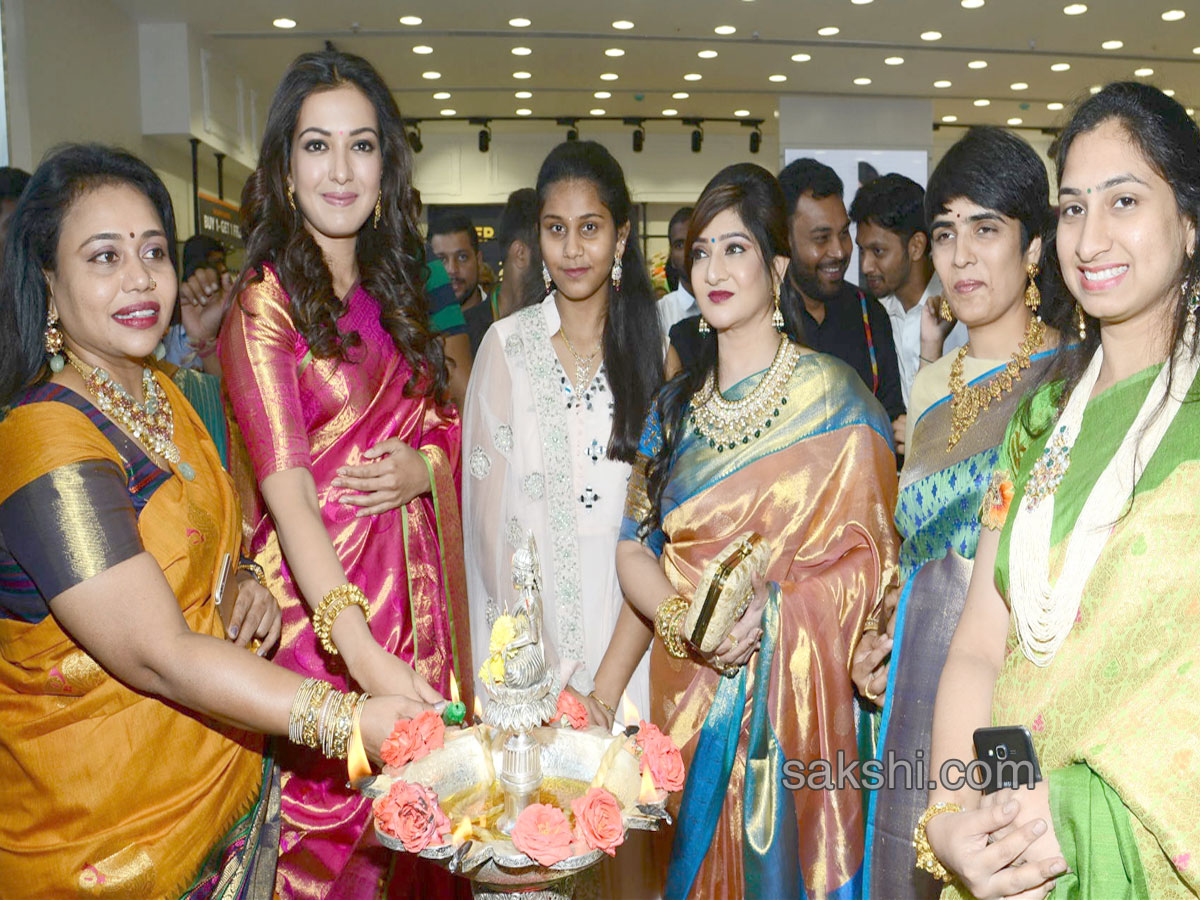 KLM Fashion Mall opens in Kukatpally1