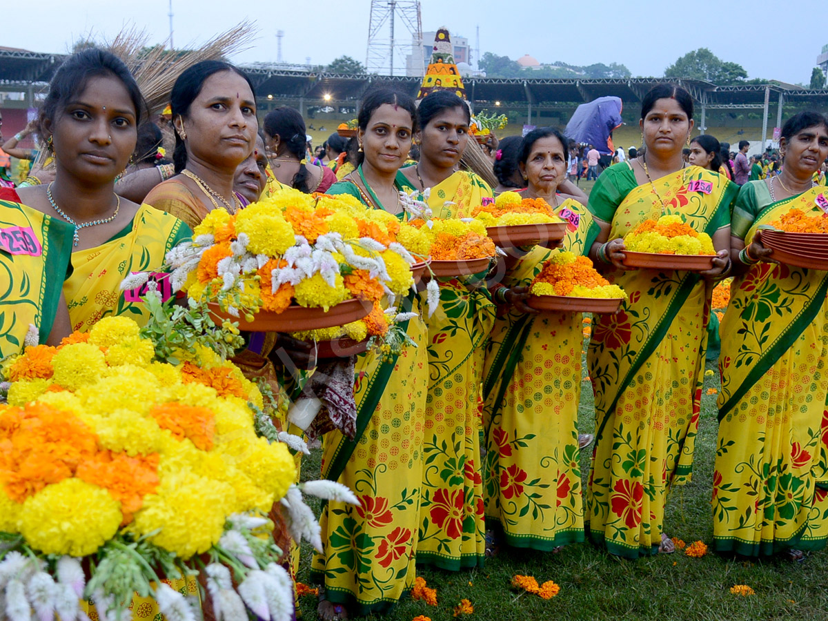 telangana saddula bathukamma at LB stadium13