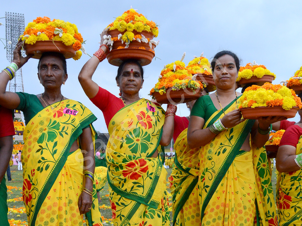 telangana saddula bathukamma at LB stadium15