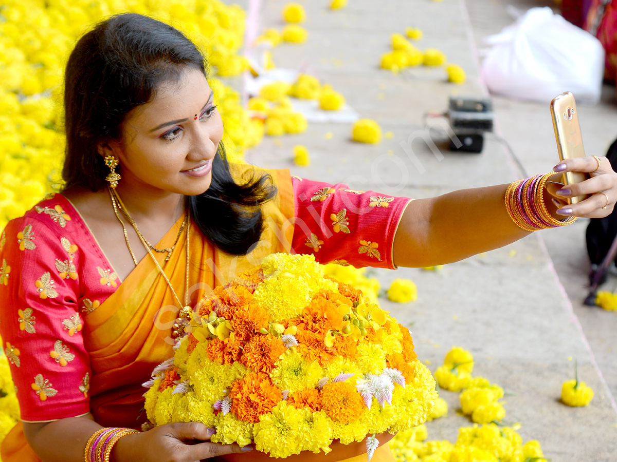 telangana saddula bathukamma at LB stadium5