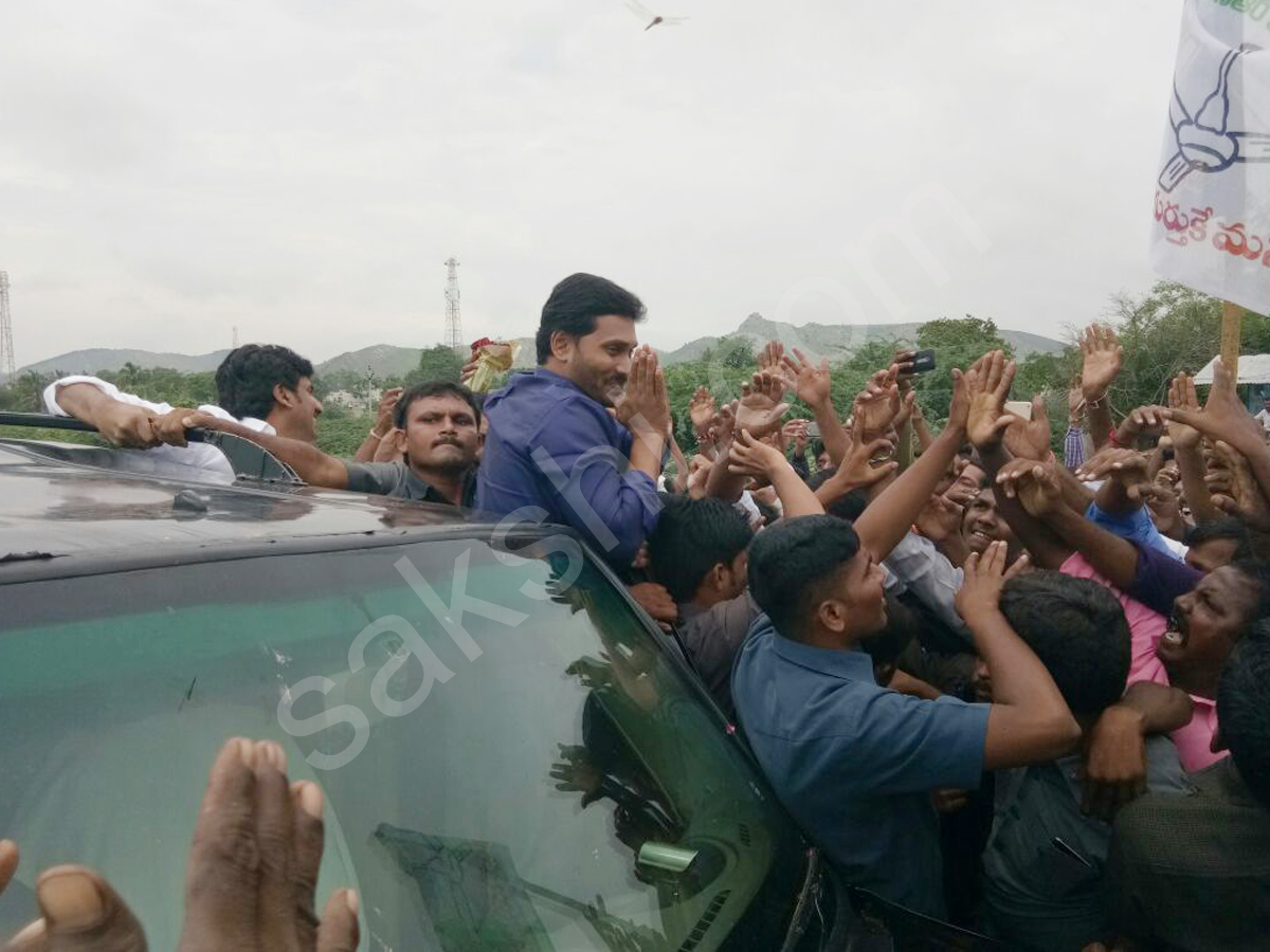 Ys Jagan Yuvabheri at Anantapur - Sakshi5