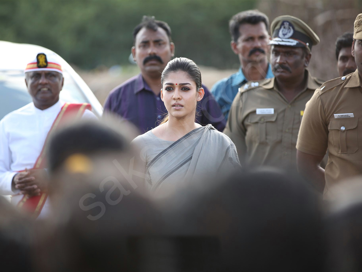 Nayanthara in Karthavyam Movie Photos - Sakshi2