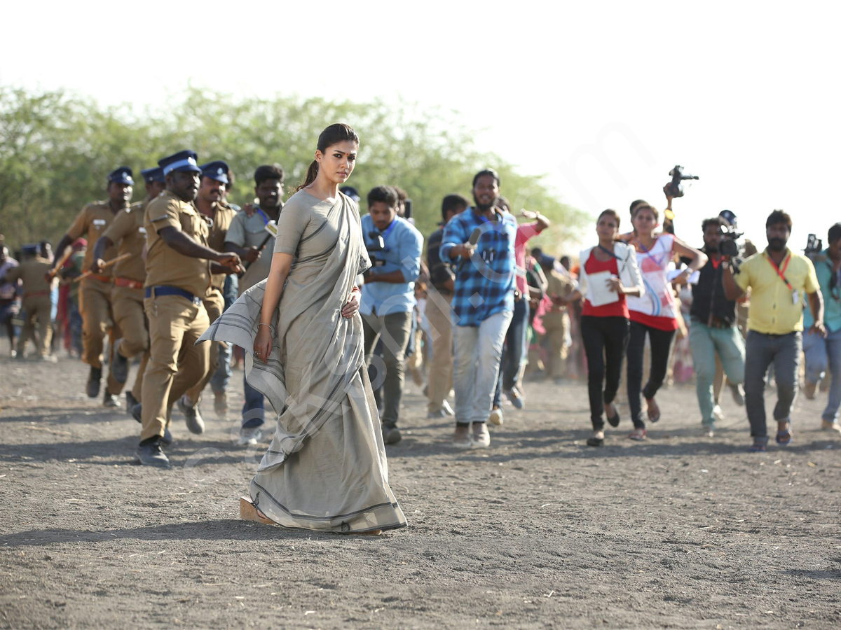 Nayanthara in Karthavyam Movie Photos - Sakshi3