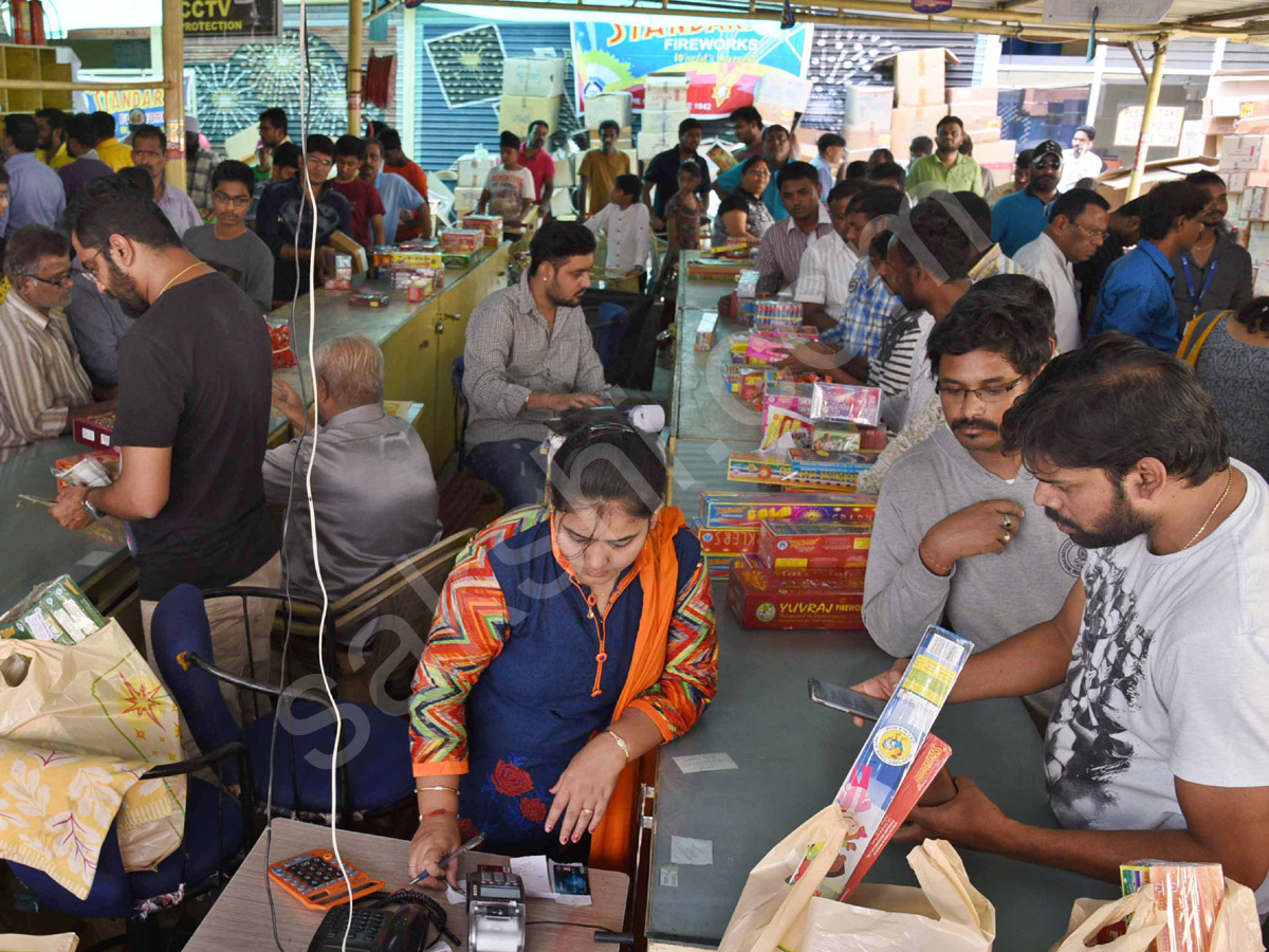 diwali festival shopping in hyderabad - Sakshi16