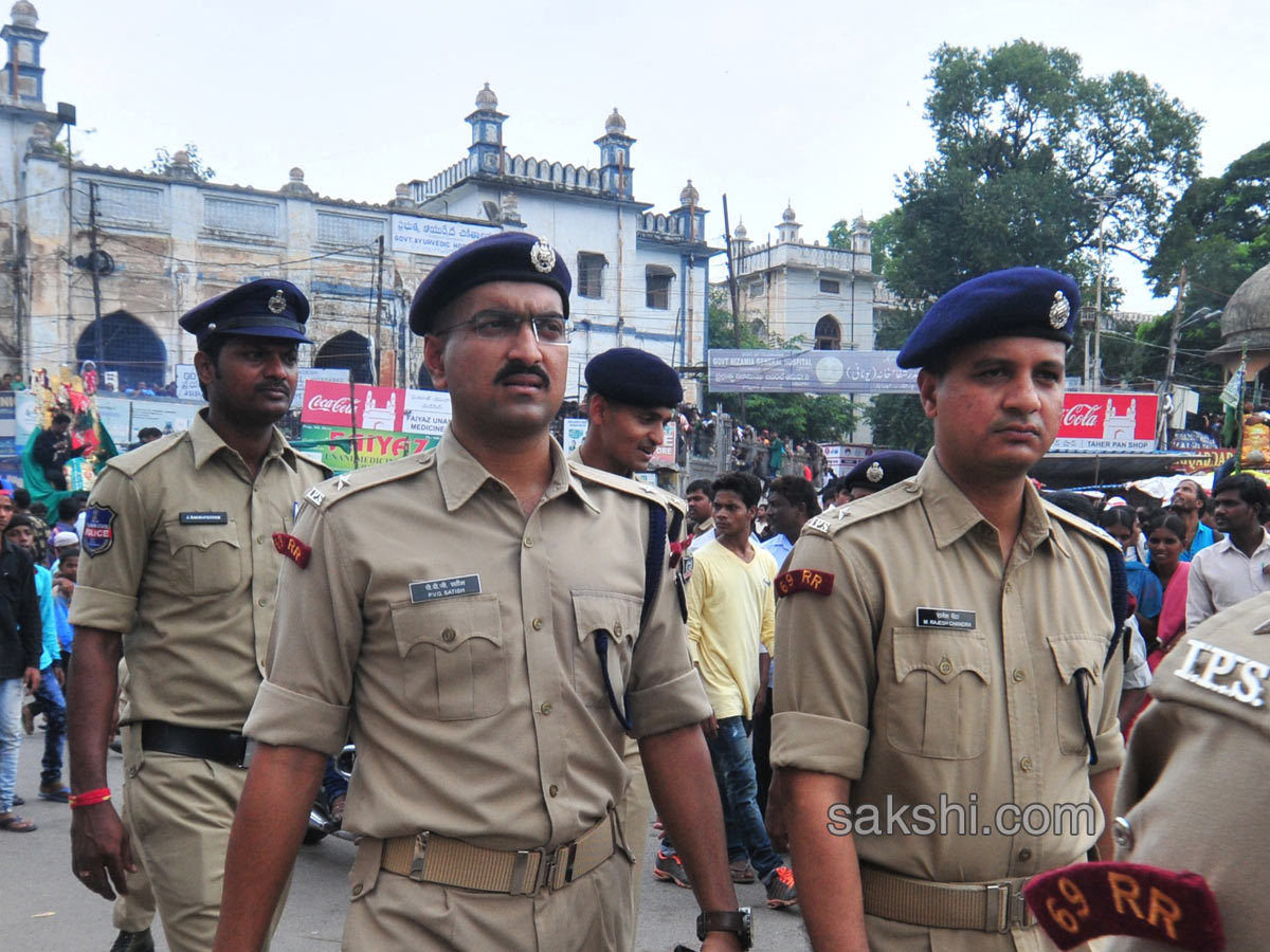 BIBI KA ALAM, MUHARRAM PROCESSION IN HYDERABAD4