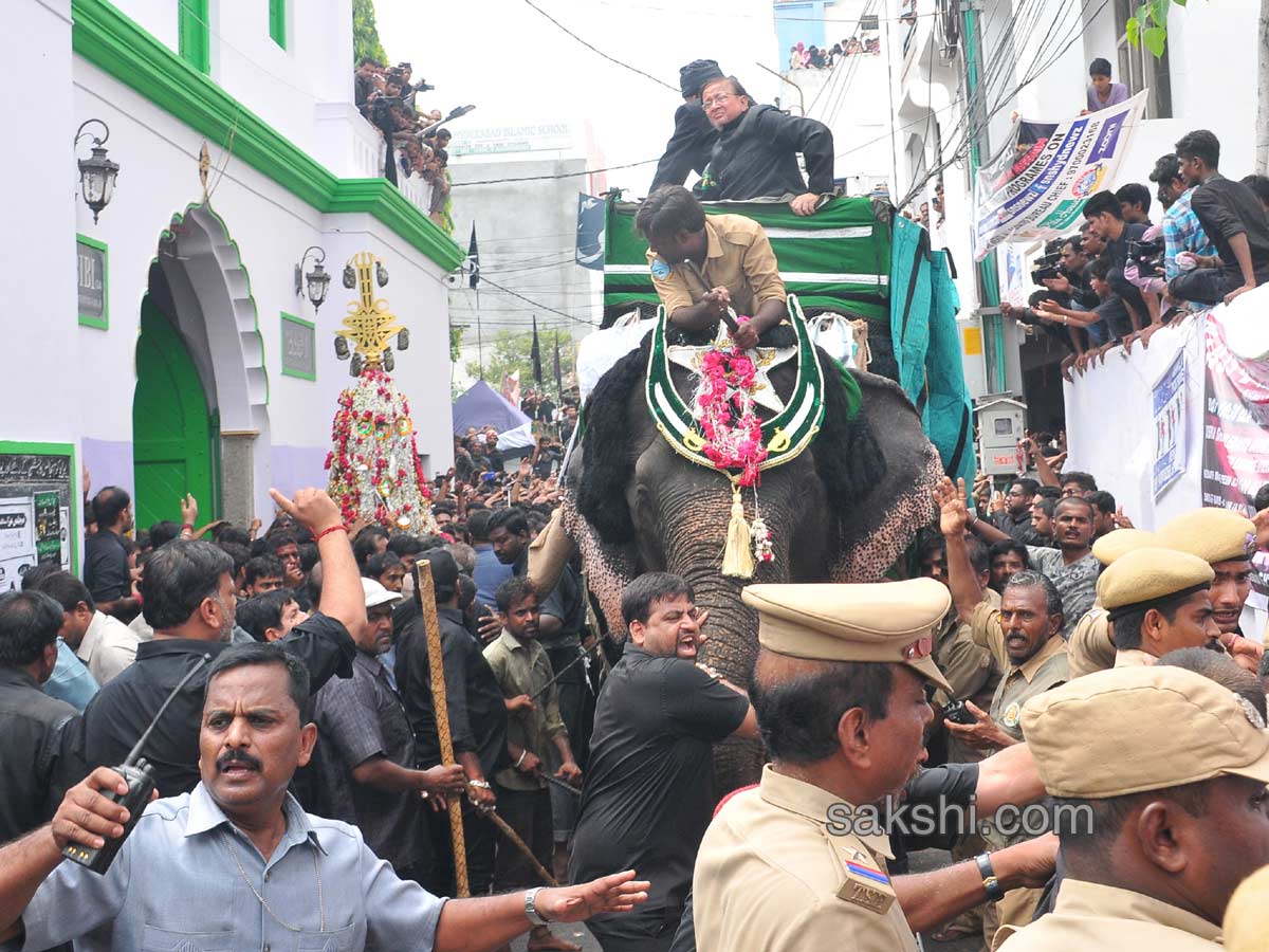 BIBI KA ALAM, MUHARRAM PROCESSION IN HYDERABAD7