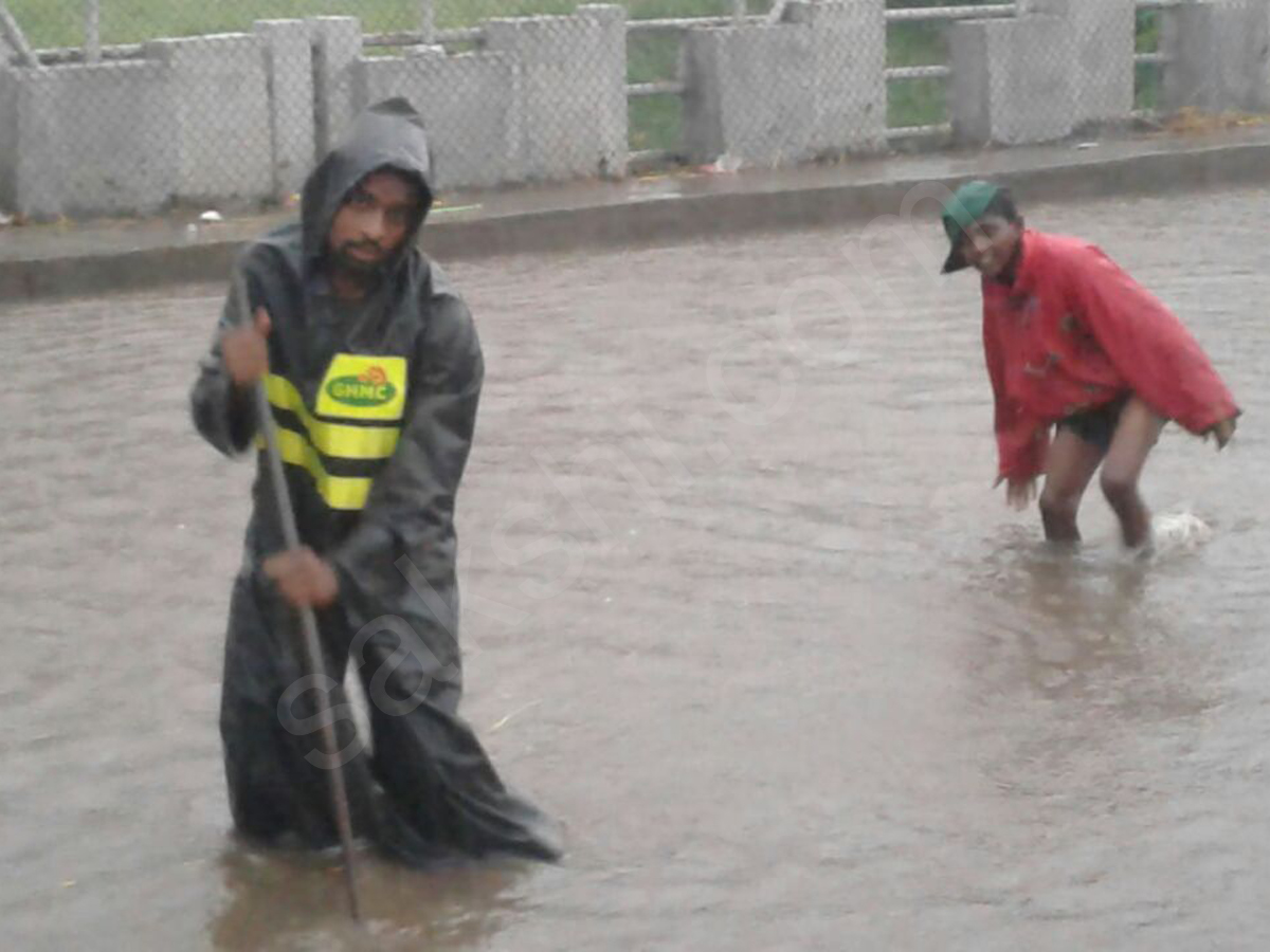 heavy rain in hyderabad - Sakshi5