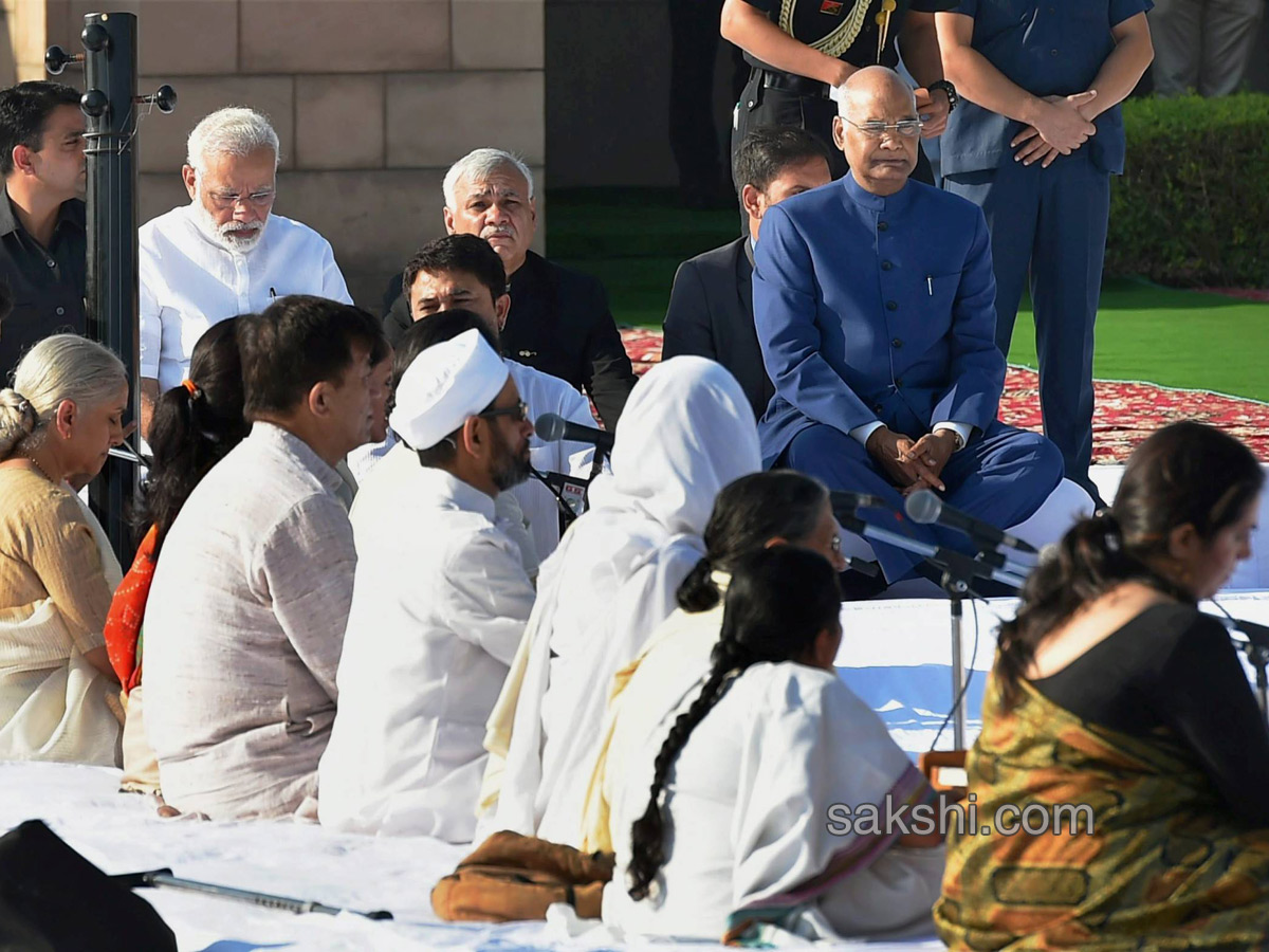 148th birth anniversary at Rajghat in New Delhi  - Sakshi2