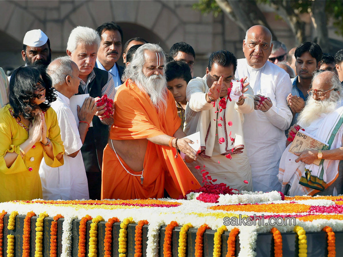 148th birth anniversary at Rajghat in New Delhi  - Sakshi4