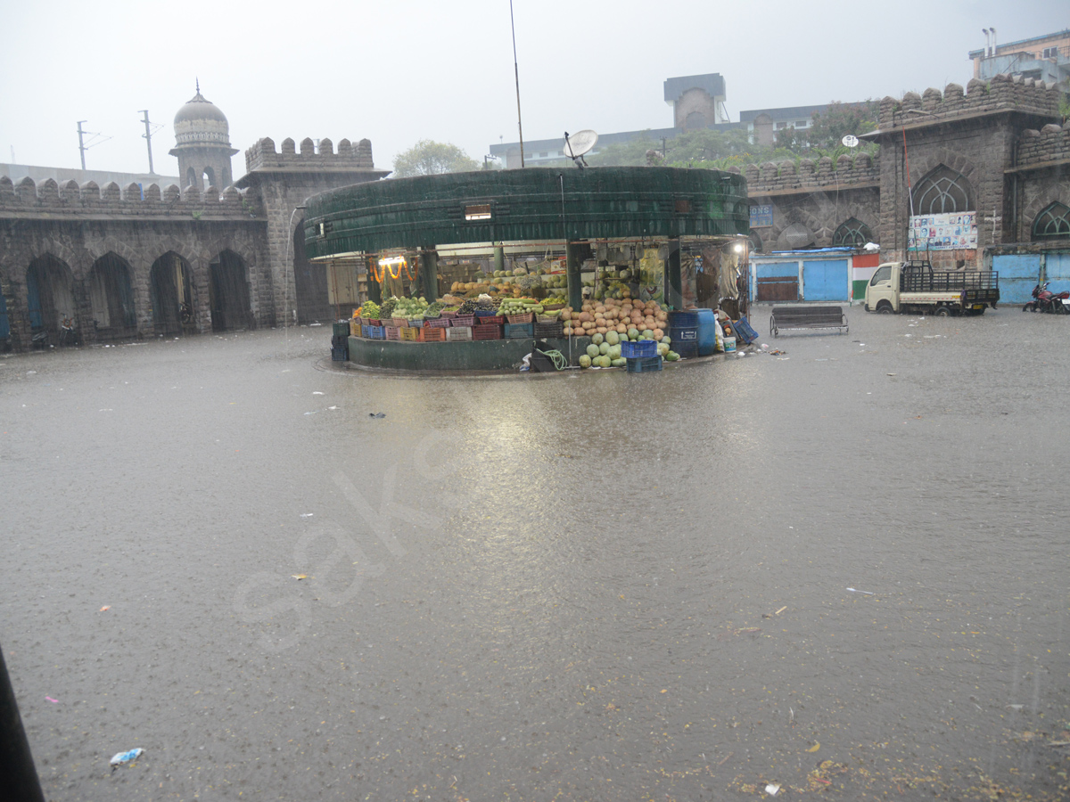 heavy rain in hyderabad - Sakshi16