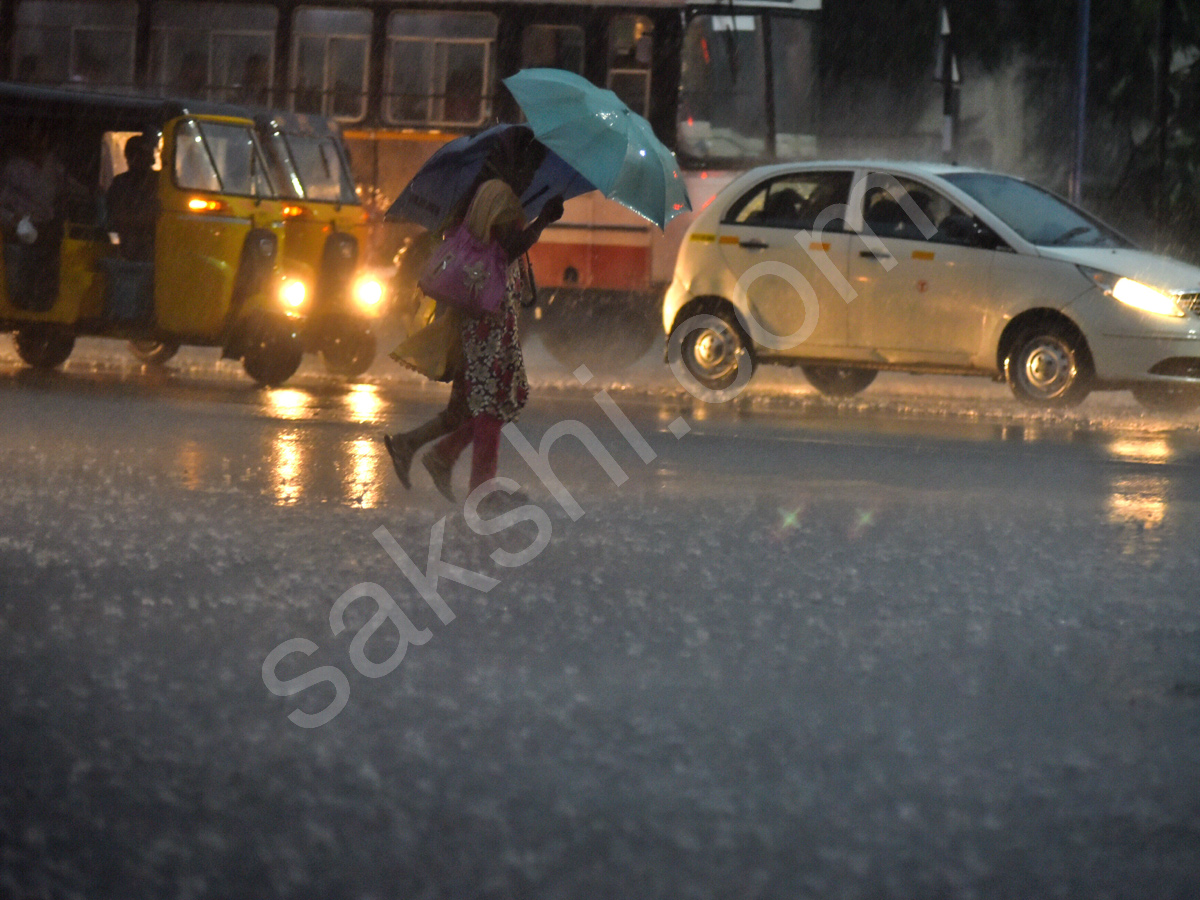 heavy rain in hyderabad - Sakshi28