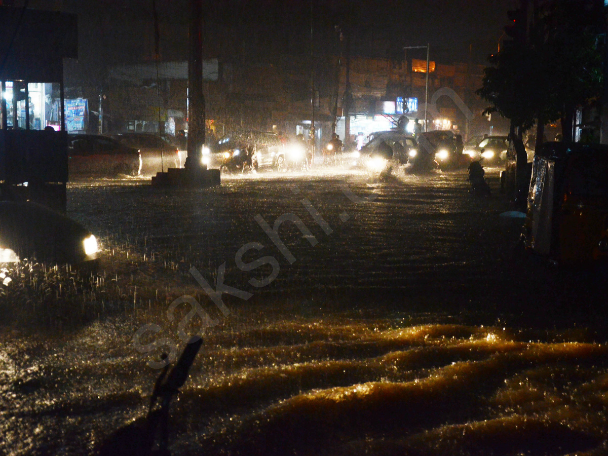 heavy rain in hyderabad - Sakshi37