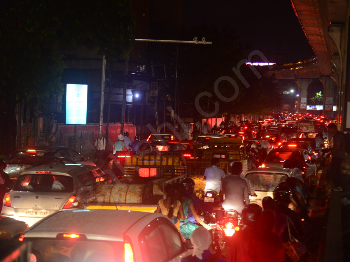 heavy rain in hyderabad - Sakshi39