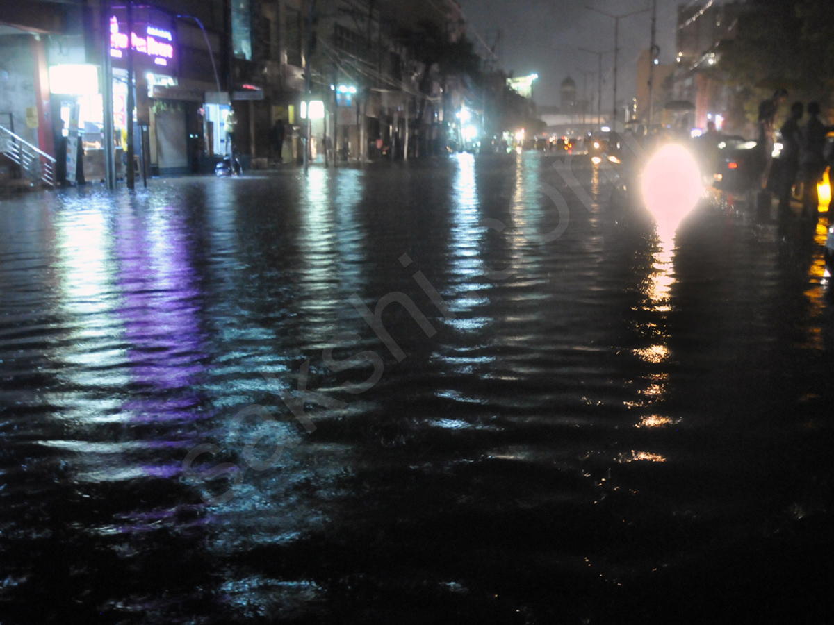 heavy rain in hyderabad - Sakshi42