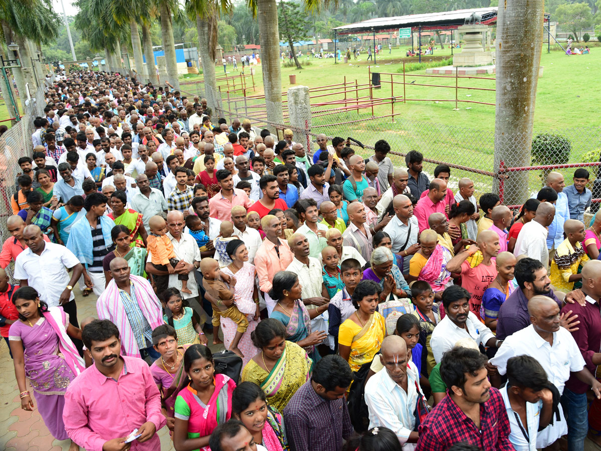 heavy rush in tirumala5