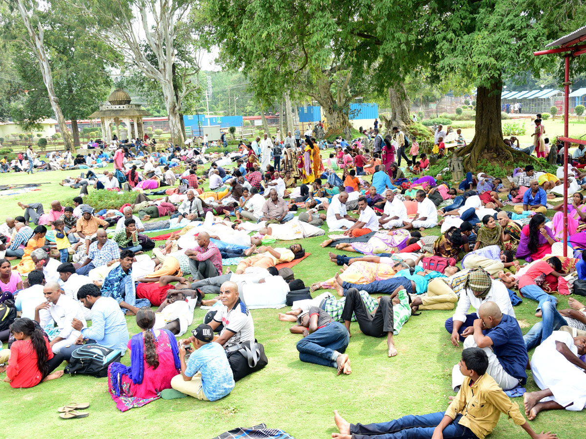 heavy rush in tirumala10