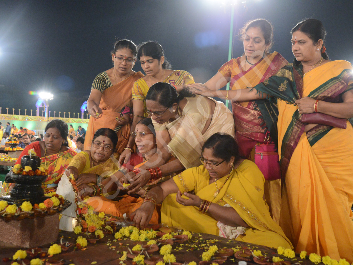 koti deepothsavam5